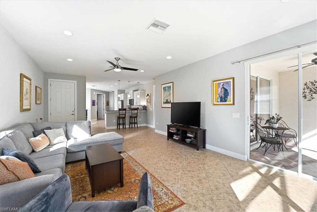 13390 Kent Street Naples, FL 34109 - Photo 4 of 34