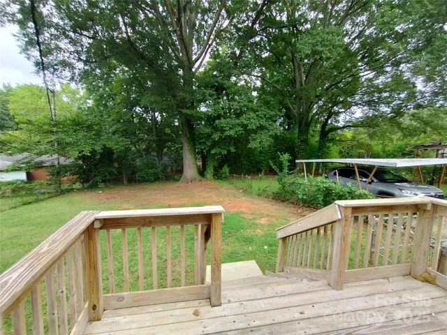 $243,500 | 621 Reeves Court, Charlotte, NC 28208