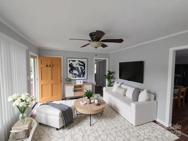 $243,500 | 621 Reeves Court, Charlotte, NC 28208