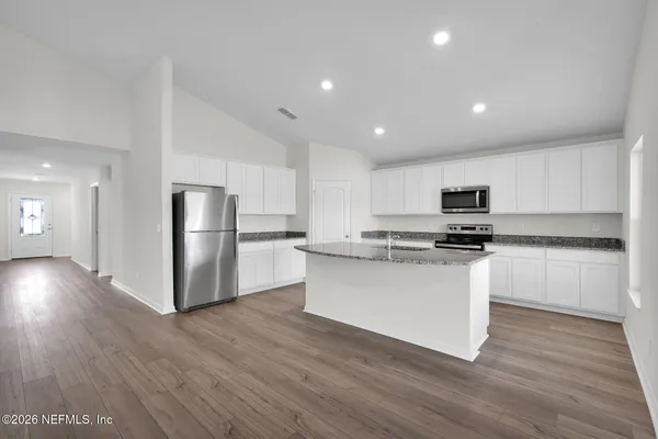 $390,900 | 6949 Canoe Birch Road, Jacksonville, FL 32219