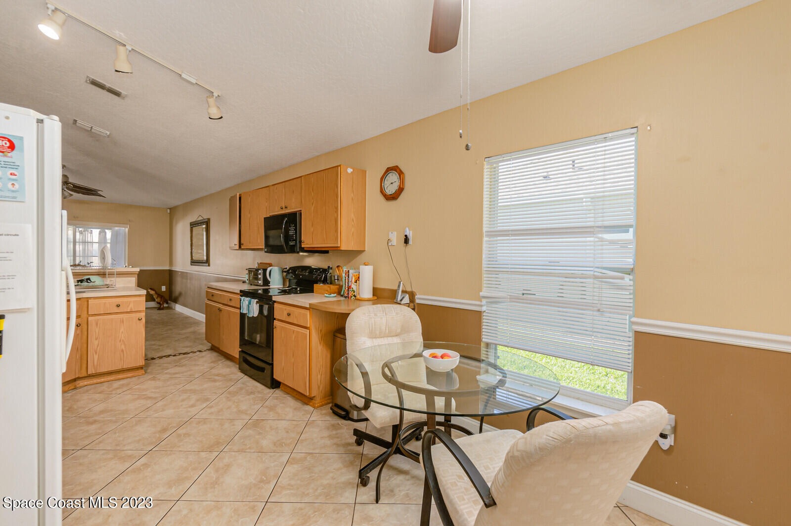 2154 Spring Creek Circle Palm Bay, FL 32905 - Photo 17 of 35 10_2154SpringCreek201_mls