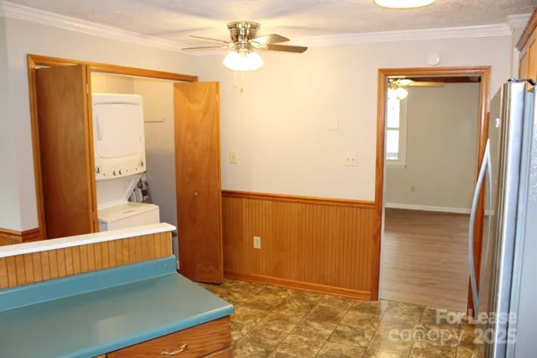 $1,475 | 105 Park Street, Columbus, NC 28722