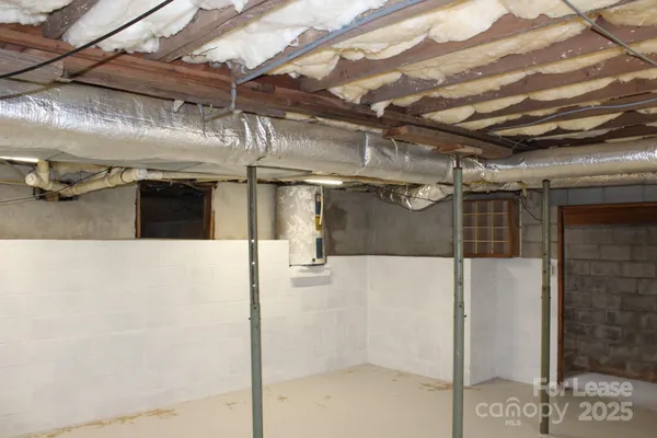 $1,475 | 105 Park Street, Columbus, NC 28722