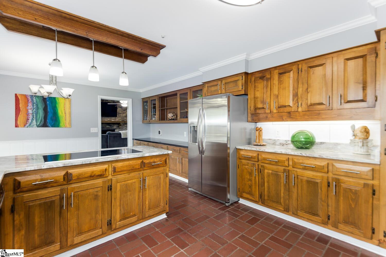 429 Meadow Ridge Road Easley, SC 29642 - Photo 2 of 35
