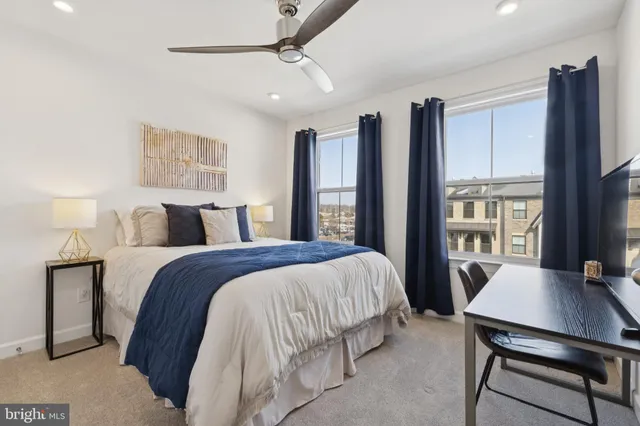 $914,900 | 8102 Zoe Place, Alexandria, VA 22306