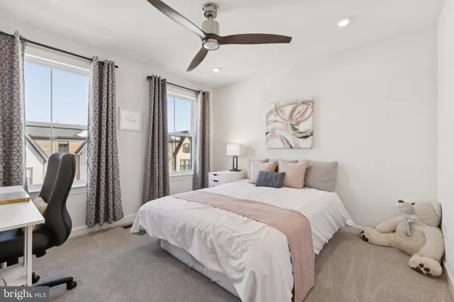 $914,900 | 8102 Zoe Place, Alexandria, VA 22306