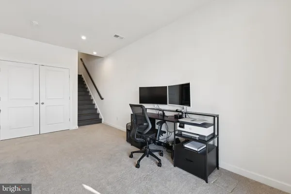 $875,000 | 8102 Zoe Place, Alexandria, VA 22306
