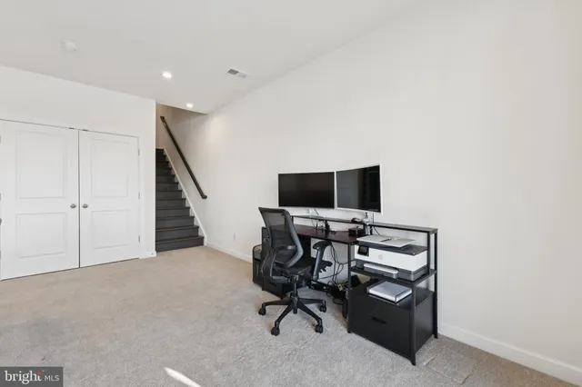 $914,900 | 8102 Zoe Place, Alexandria, VA 22306