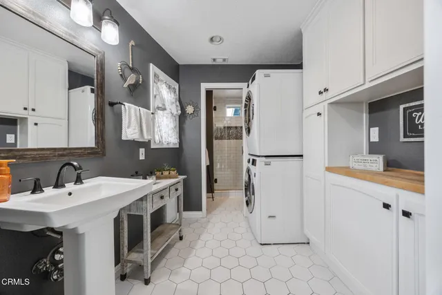 $875,000 | 1457 South Burnaby Drive, Glendora, CA 91740