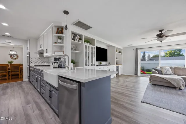 $875,000 | 1457 South Burnaby Drive, Glendora, CA 91740