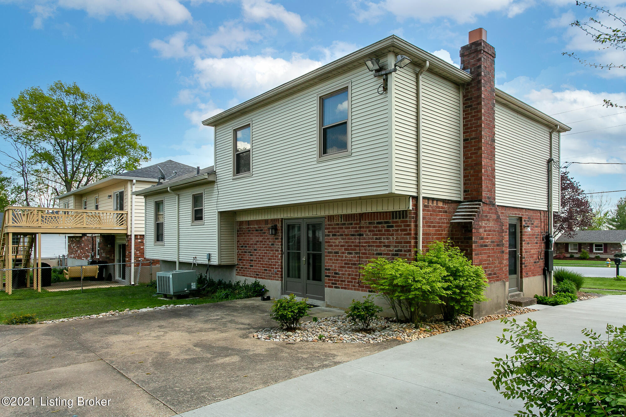 10703 St Rene Road Louisville, KY 40299 - Photo 36 of 37 10703 Saint Rene Rd-45