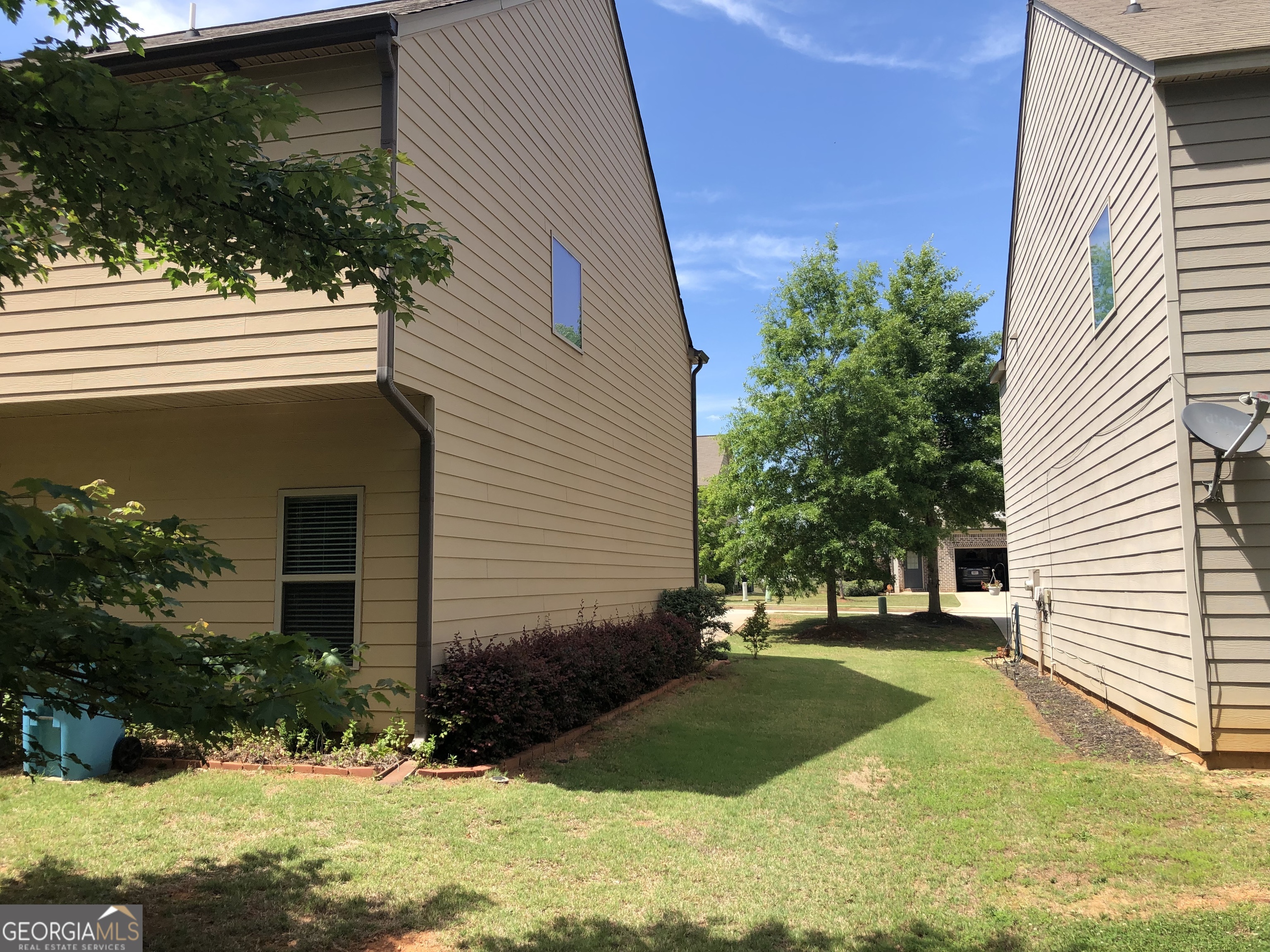 375 Bandelier Circle Hampton, GA 30228 - Photo 9 of 16