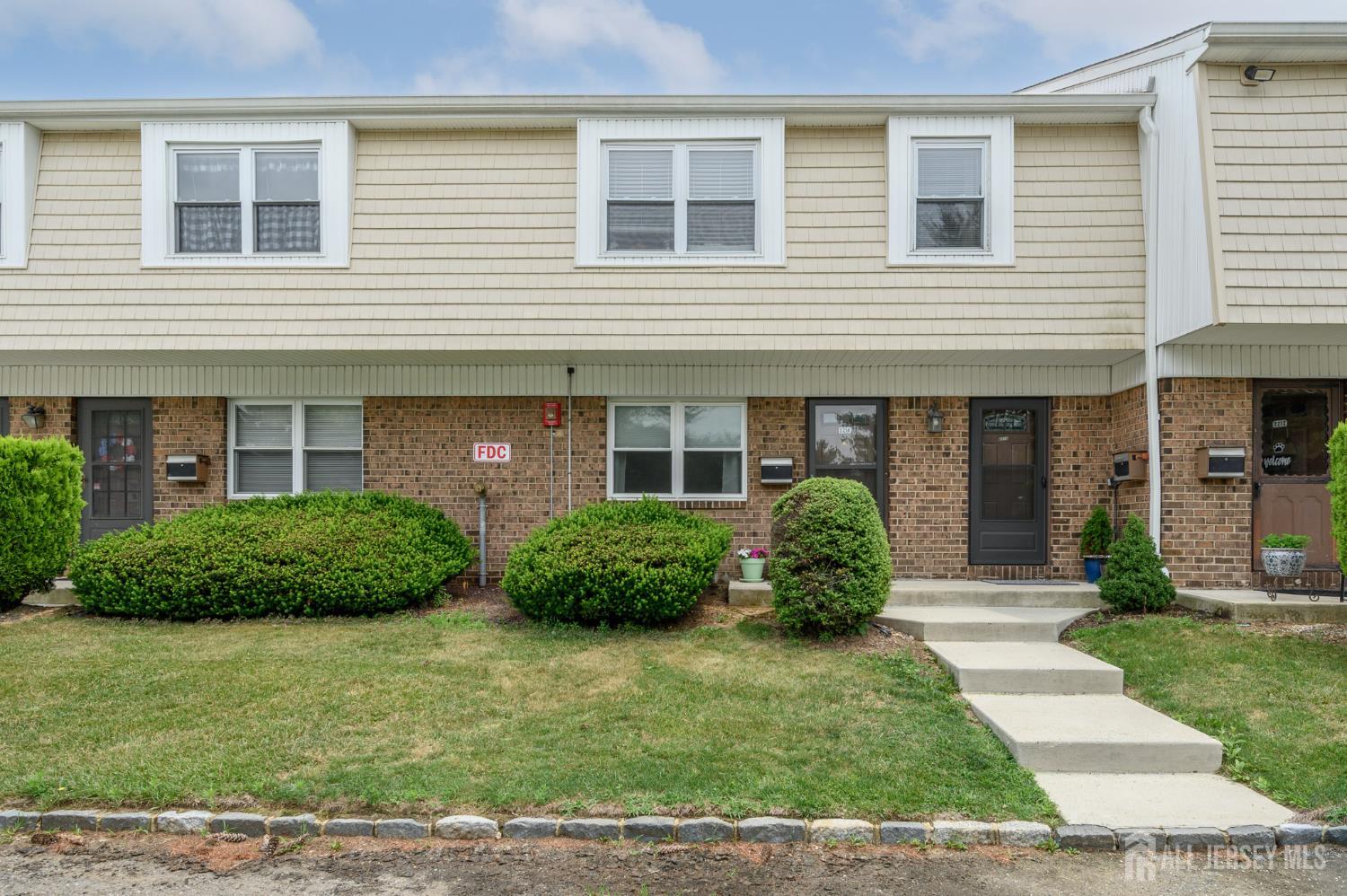 2214 Silver Court Hamilton, NJ 08690 - Photo 1 of 18