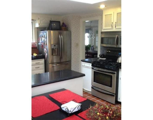 50 Surfside Lane Quincy, MA 02171 - Photo 5 of 24