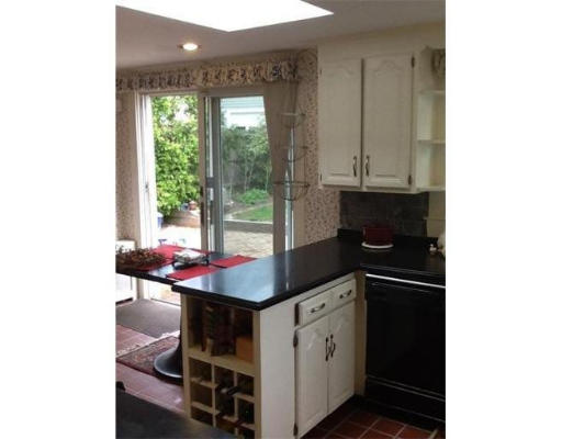 50 Surfside Lane Quincy, MA 02171 - Photo 8 of 24