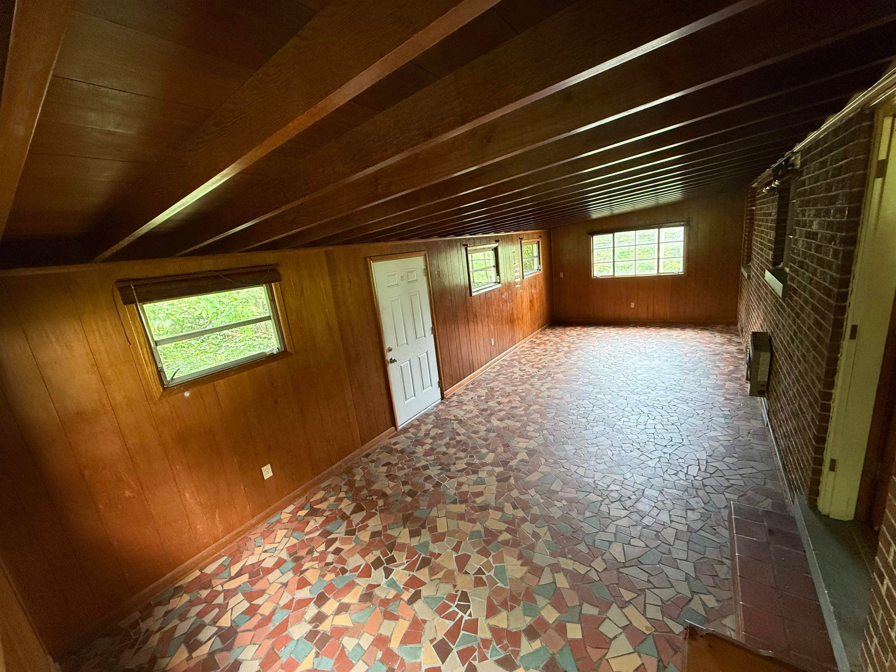 5757 Ohio River Road Huntington, WV 25702 - Photo 8 of 9 Gallery Image 8