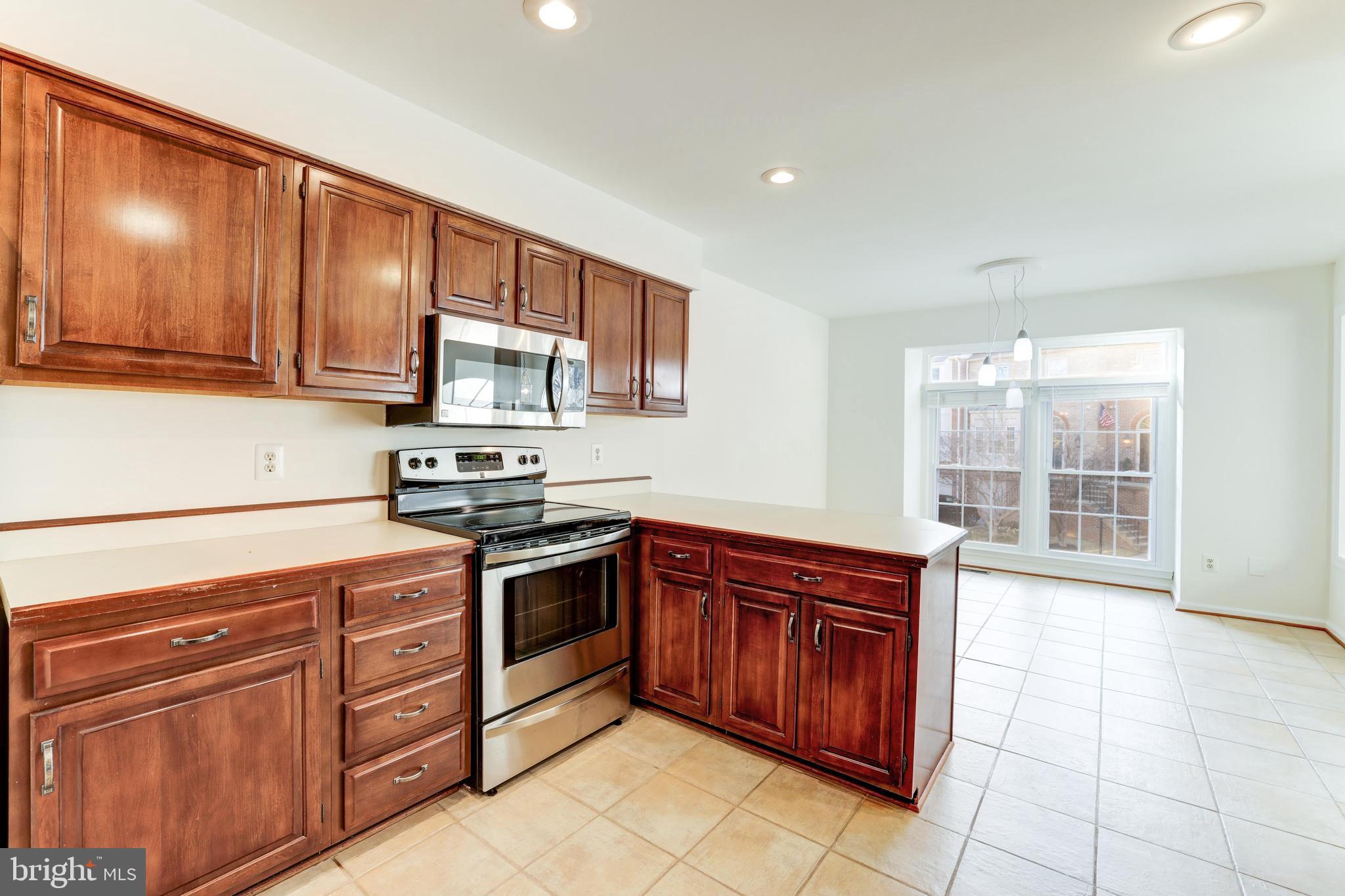 3786 Inverness Road Fairfax, VA 22033 - Photo 11 of 42 Gallery Image 11