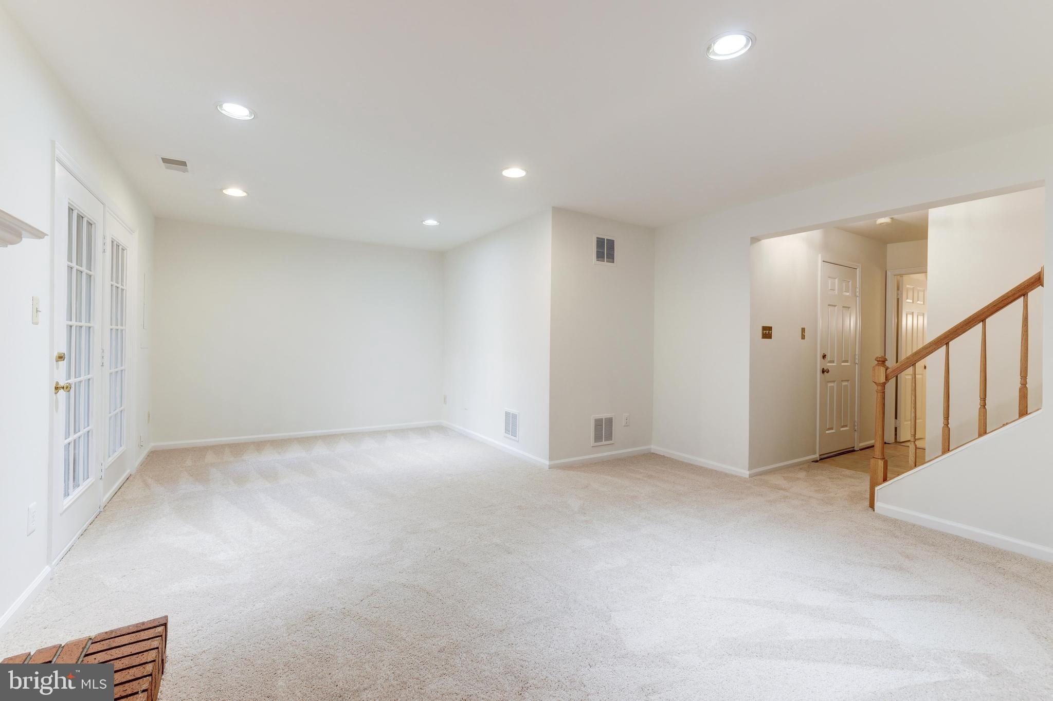 3786 Inverness Road Fairfax, VA 22033 - Photo 32 of 42 Gallery Image 32