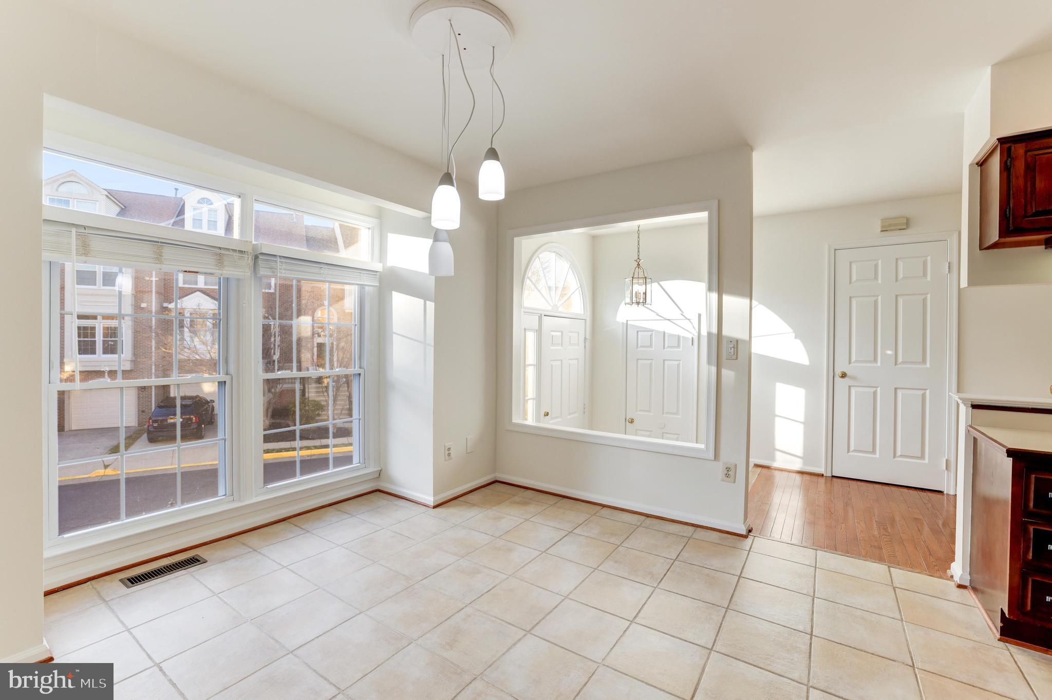 3786 Inverness Road Fairfax, VA 22033 - Photo 8 of 42 Gallery Image 8
