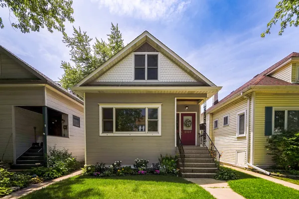 $649,000 | 5107 West Berenice Avenue, Chicago, IL 60641
