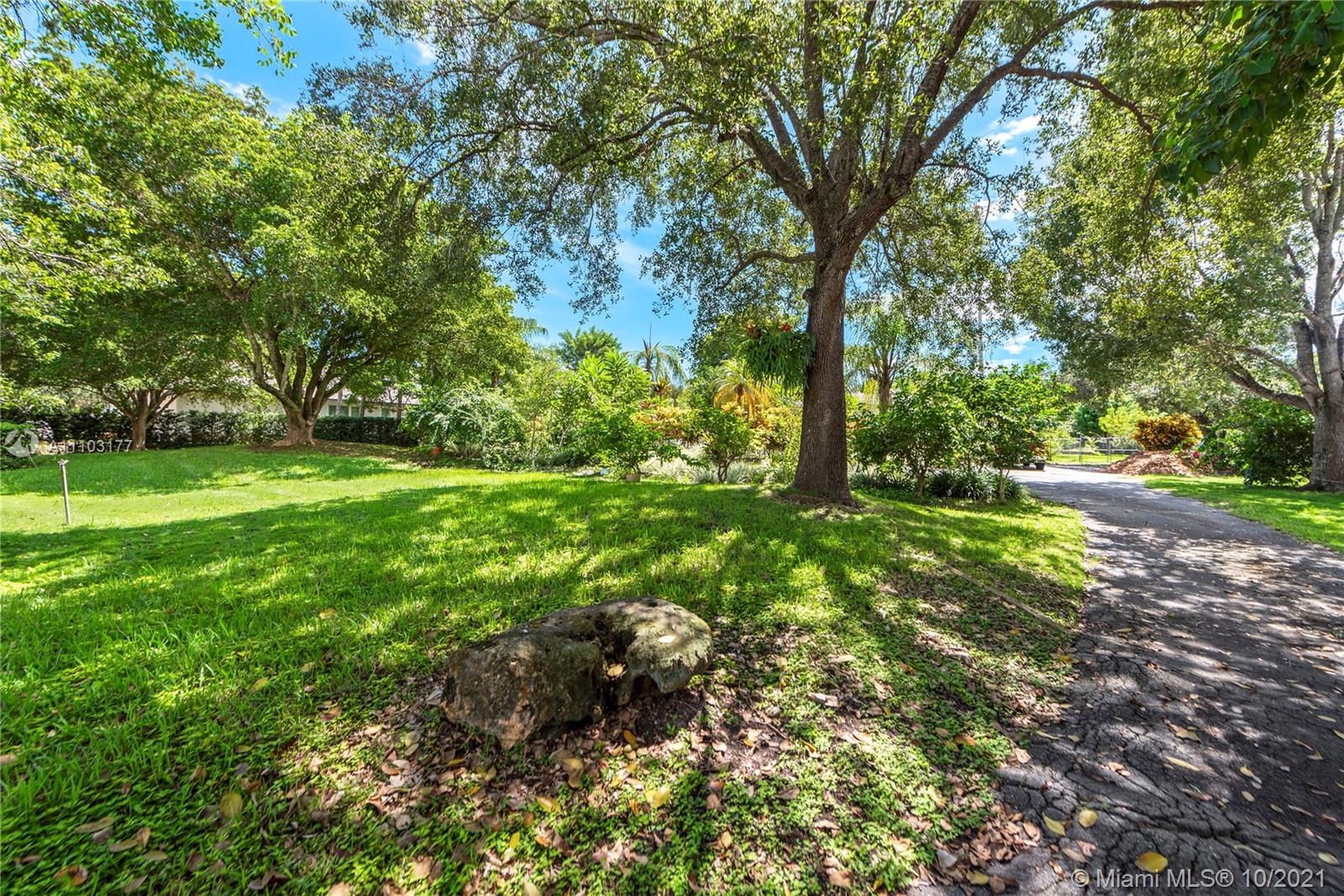 6290 Moss Ranch Road Pinecrest, FL 33156 - Photo 15 of 28 Gallery Image 15