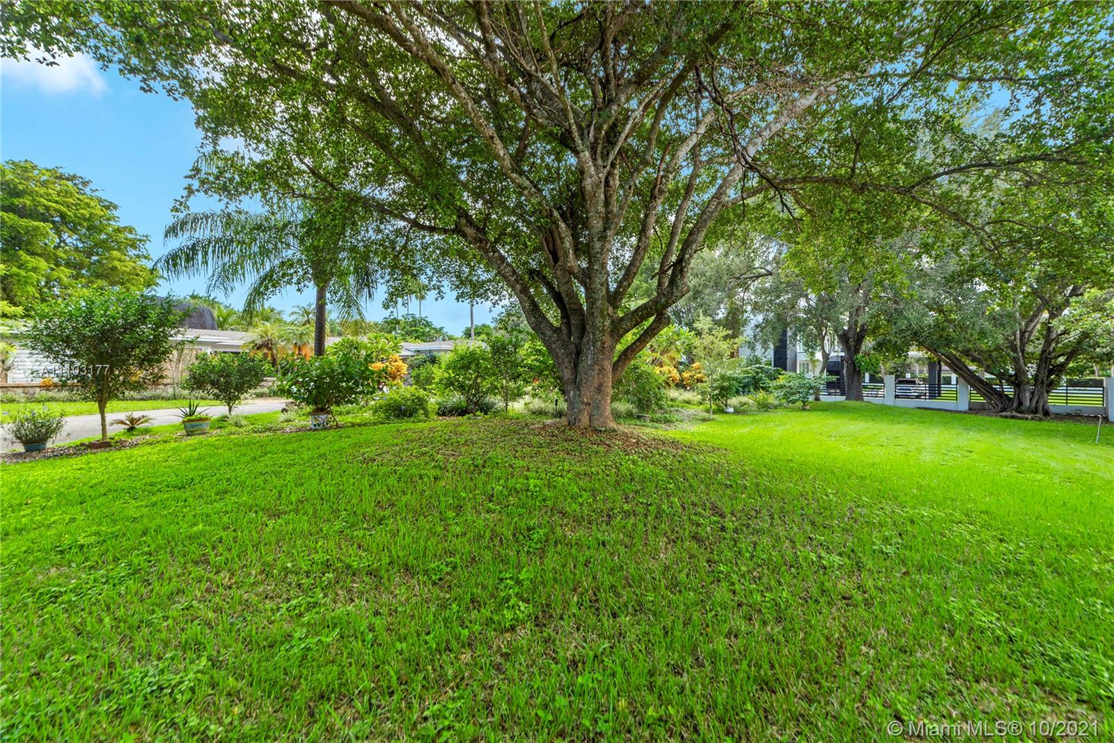 6290 Moss Ranch Road Pinecrest, FL 33156 - Photo 23 of 28 Gallery Image 23