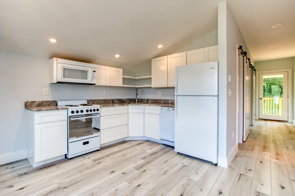 273 East Side Road Trevett, ME 04571 - Photo 5 of 21 4