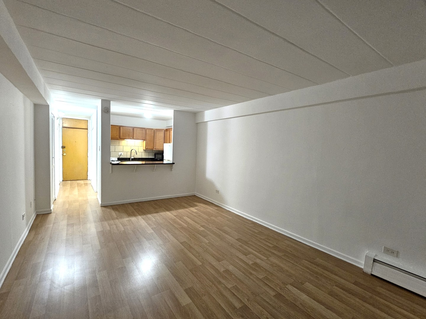 5906 North Sheridan Road, Unit 3D Chicago, IL 60660 - Photo 9 of 11