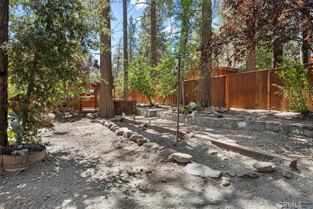 1143 Robin Road Wrightwood, CA 92397 - Photo 27 of 36