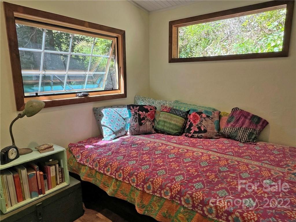 586 Rabbit Den Road Hot Springs, NC 28743 - Photo 26 of 46 Gallery Image 26