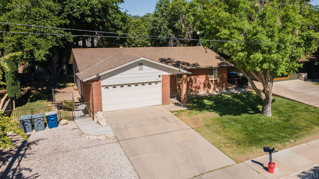 338 South 700 East St. George, UT 84770 - Photo 4 of 47 DJI_0961