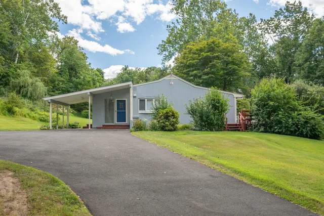 $505,000 | 25 Old Middle Road, Brookfield, CT 06804