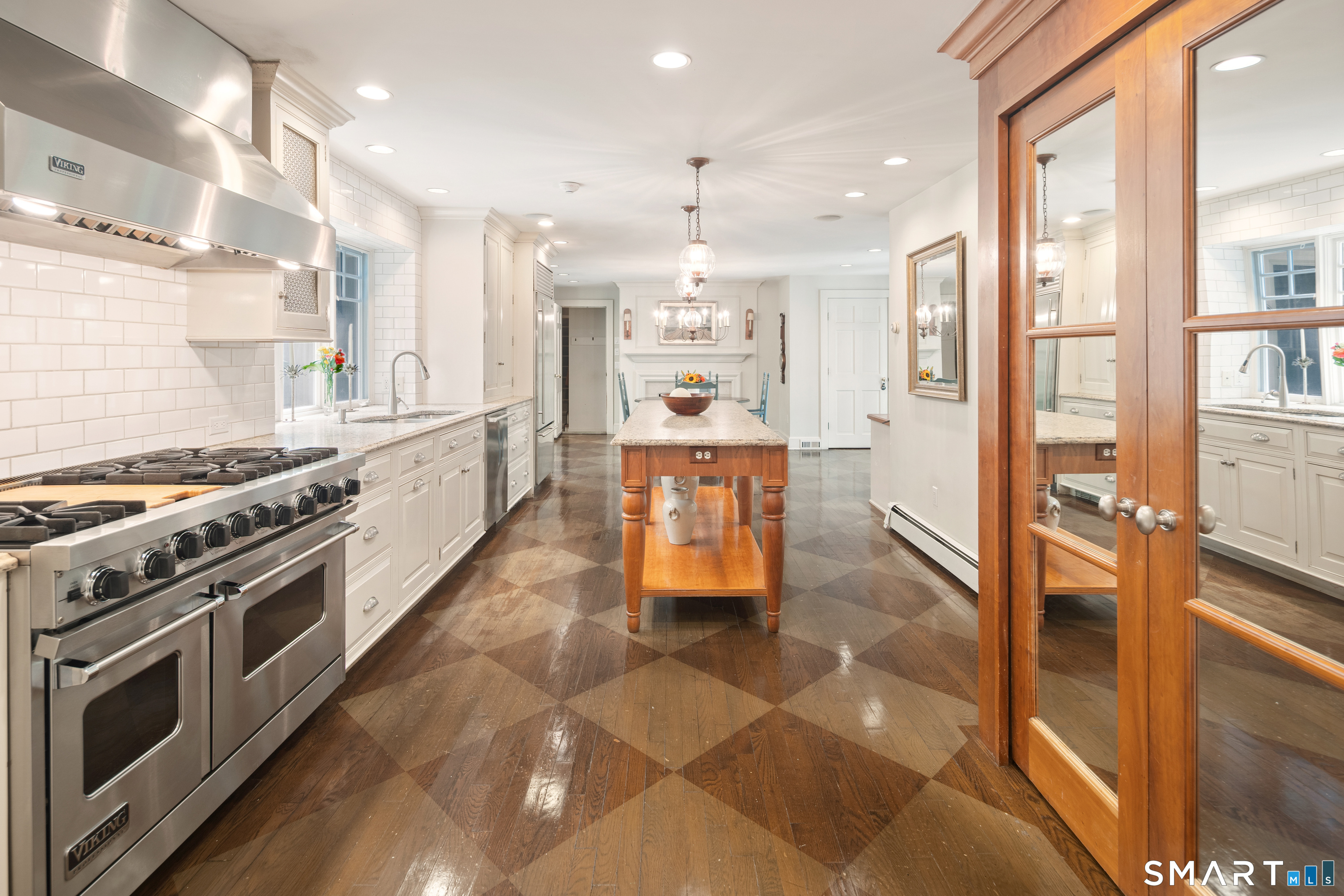 523 Brookside Road New Canaan, CT 06840 - Photo 13 of 35 Gallery Image 13