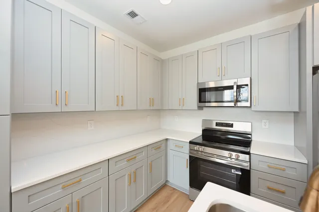 $1,950 | 125 High Pk Circle, Lebanon, TN 37087