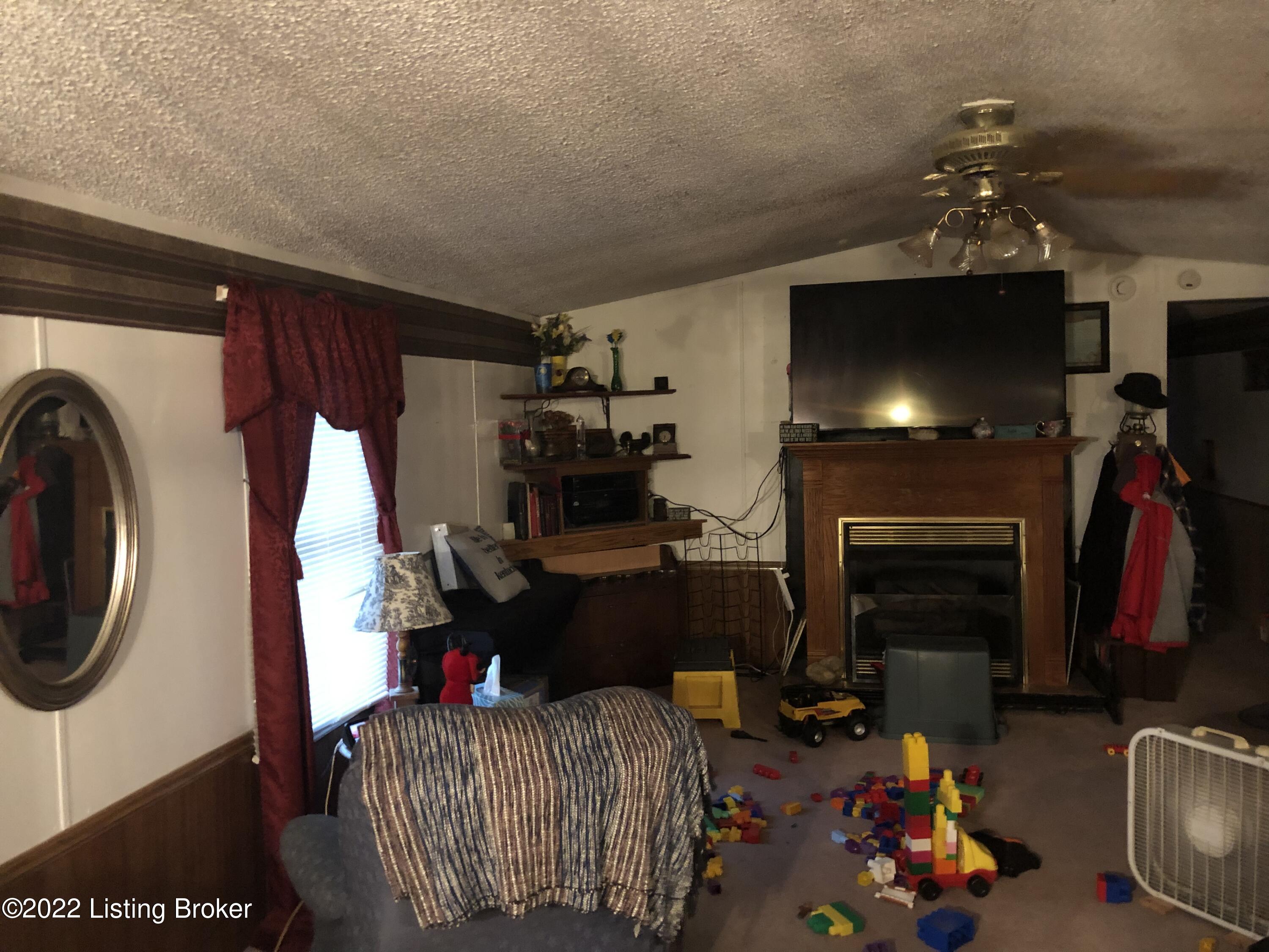 283 Summit Road Campbellsburg, KY 40011 - Photo 6 of 25 08960B5C-7C99-418A-AC76-1317BDC4EC42