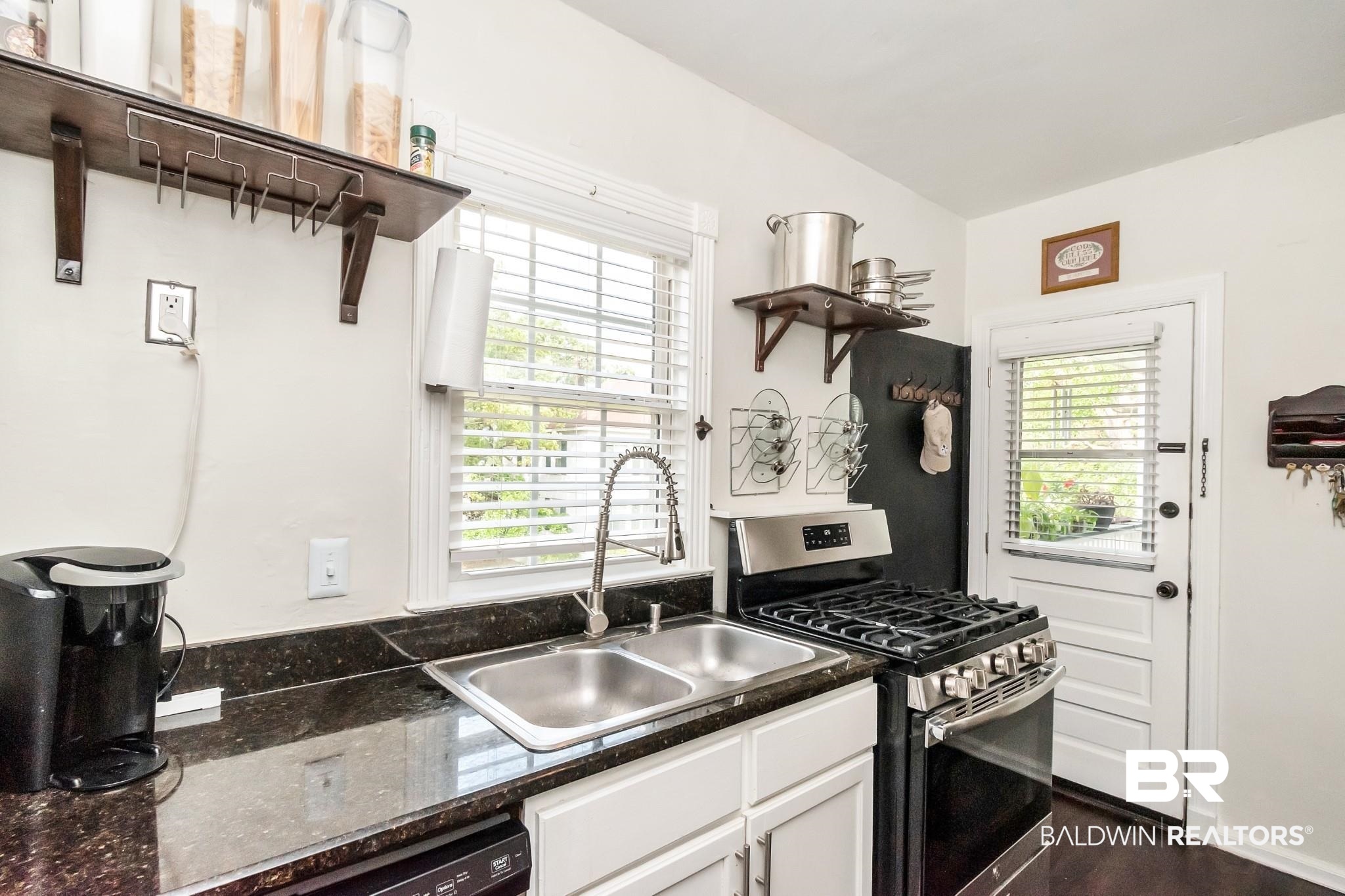 214 Upham Street, Unit 13D Mobile, AL 36607 - Photo 19 of 30