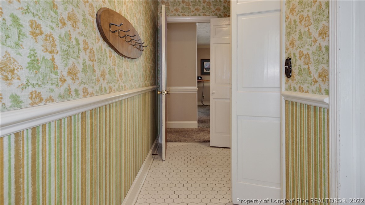 6250 Smithfield Road Wade, NC 28395 - Photo 20 of 46 a view of a hallway with entryway