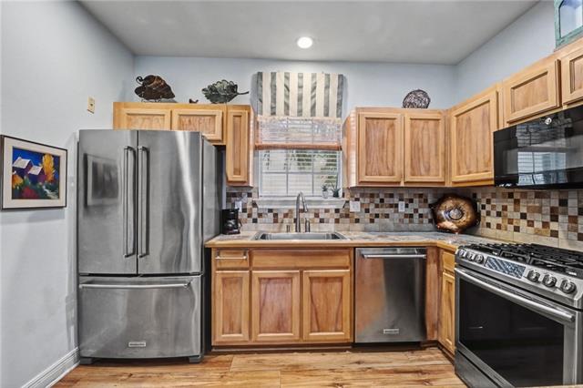 669 Labarre Street Mandeville, LA 70448 - Photo 13 of 29