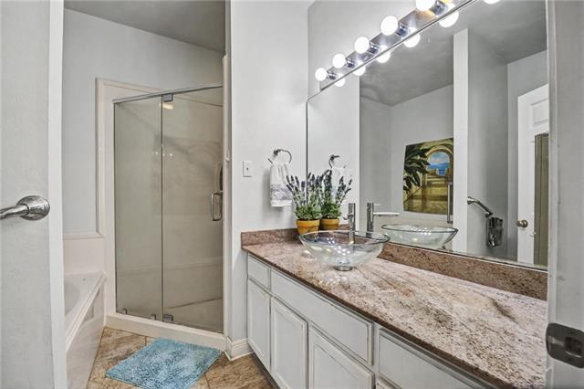 669 Labarre Street Mandeville, LA 70448 - Photo 17 of 29