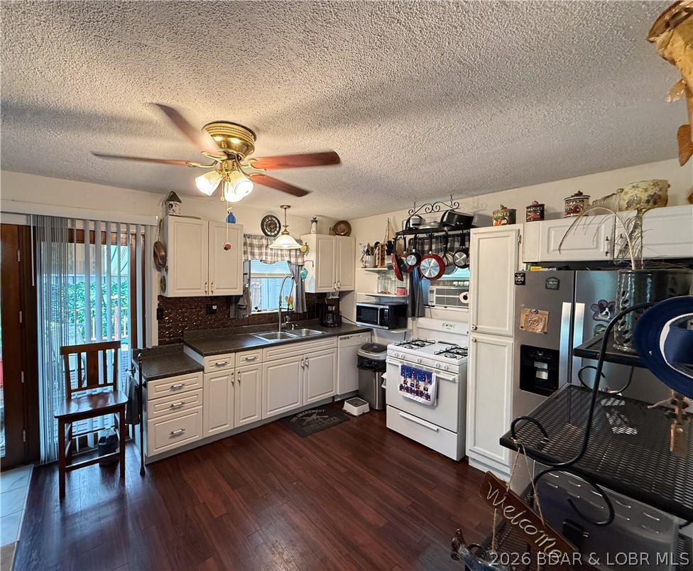 4523 Jerry Lees Way Road Stover, MO 65078 - Photo 12 of 35