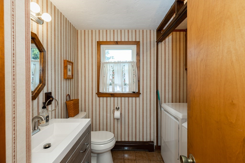 30 Aaron River Road Cohasset, MA 02025 - Photo 11 of 33 Gallery Image 11
