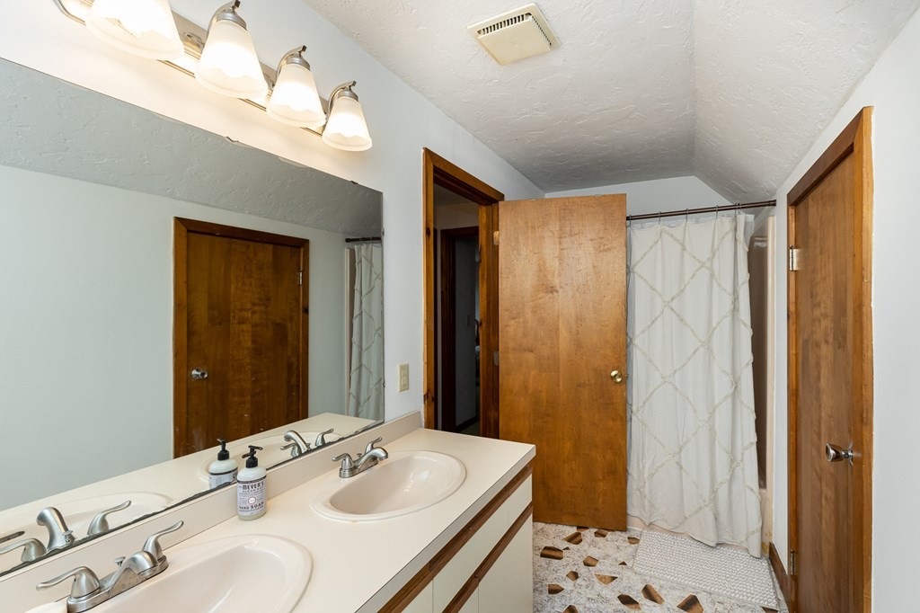 30 Aaron River Road Cohasset, MA 02025 - Photo 25 of 33 Gallery Image 25