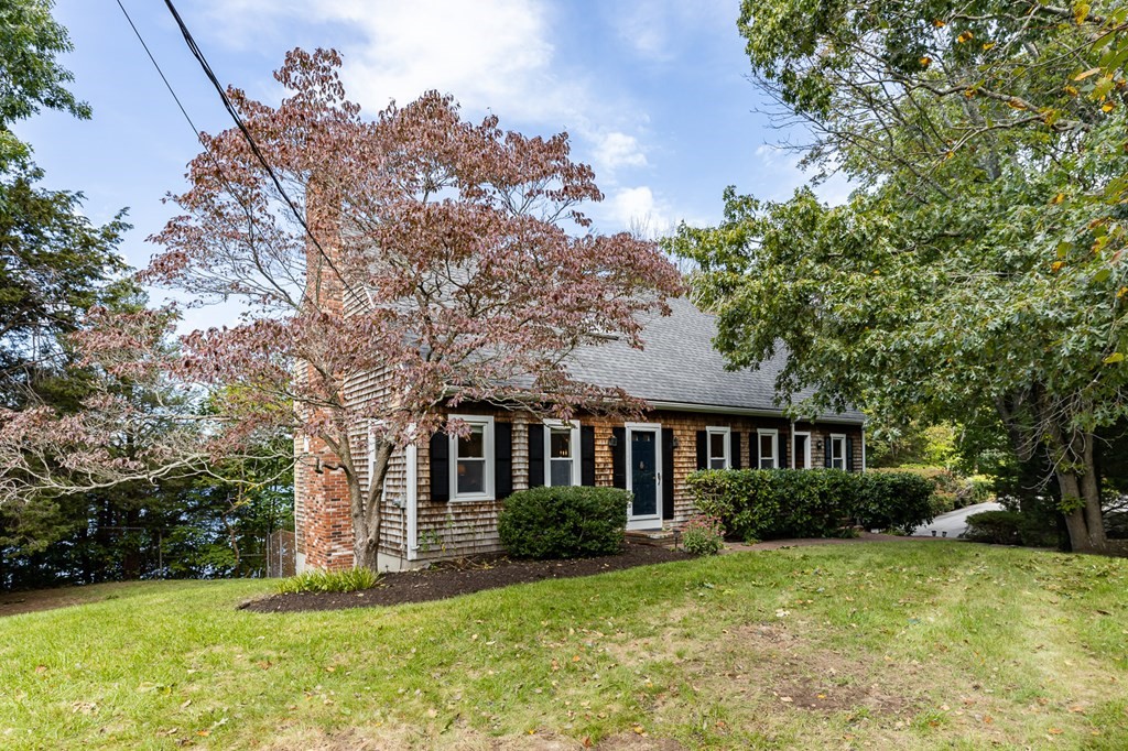 30 Aaron River Road Cohasset, MA 02025 - Photo 3 of 33 Gallery Image 3