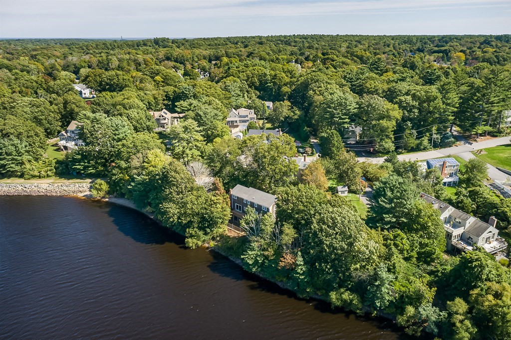 30 Aaron River Road Cohasset, MA 02025 - Photo 9 of 33 Gallery Image 9