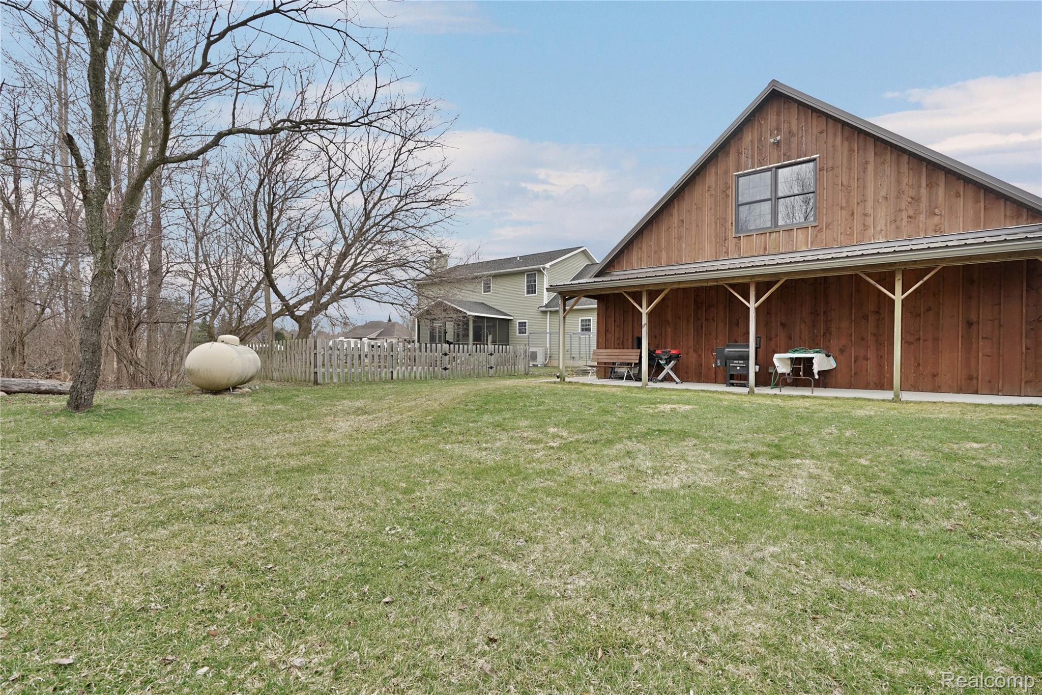 3690 Brauer Road Oxford, MI 48371 - Photo 42 of 63 Back of property