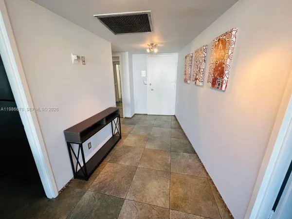$2,850 | 900 Bay Drive, Unit 411, Miami Beach, FL 33141