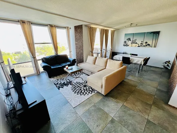 $2,850 | 900 Bay Drive, Unit 411, Miami Beach, FL 33141