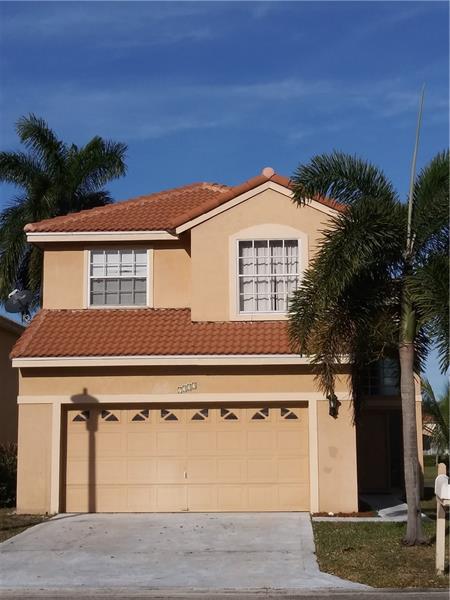 Lake Charleston Lake Worth, FL 33467 - Photo 2 of 28