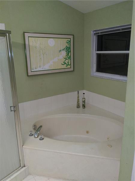 Lake Charleston Lake Worth, FL 33467 - Photo 24 of 28