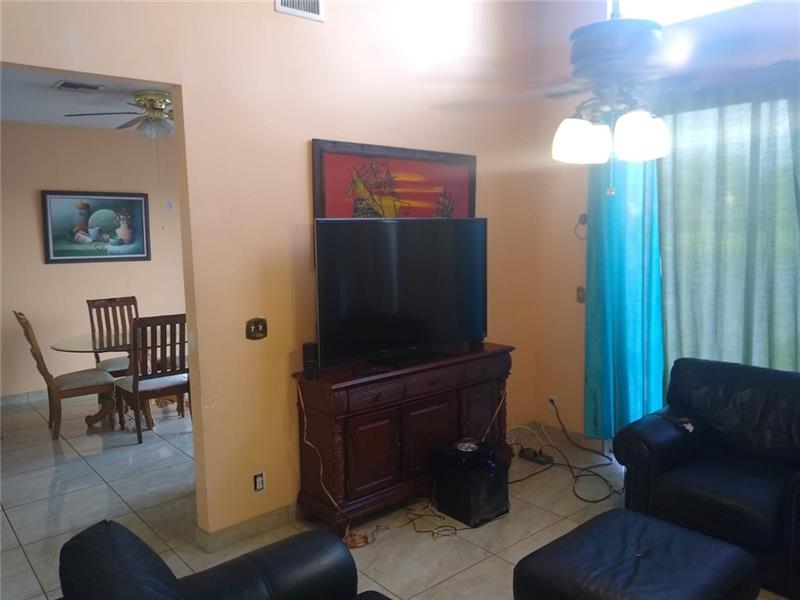 Lake Charleston Lake Worth, FL 33467 - Photo 8 of 28